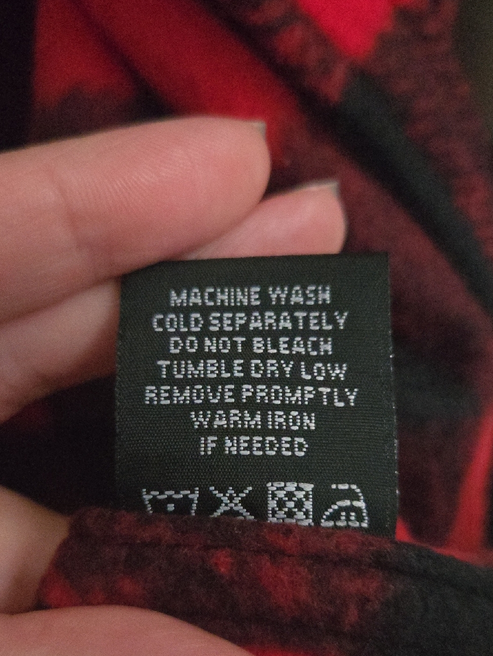 Brooklyn Cloth Red & Black Buffalo Plaid Button-Up Fleece Shirt - Picture 6 of 7